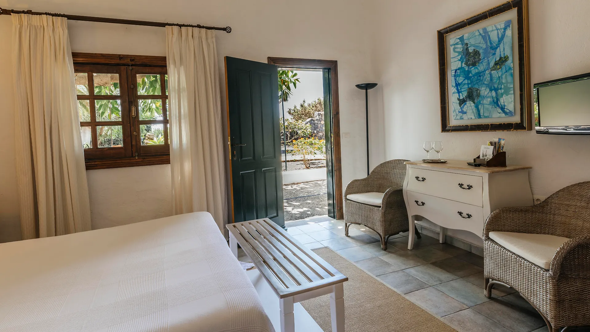 Caserio De Mozaga - Hotel Rural San Bartolome  4*, San Bartolome (Las Palmas) Spain