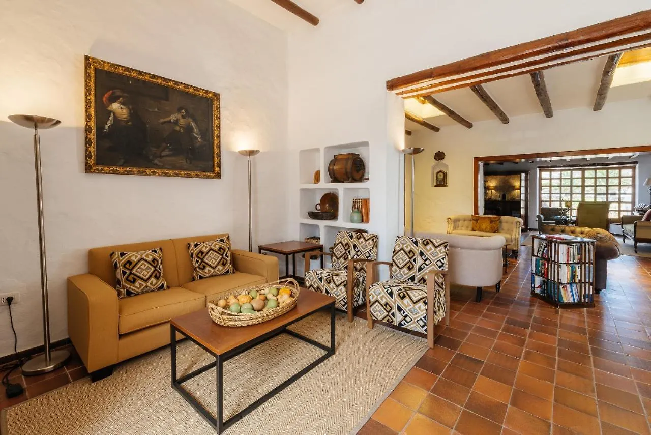 Caserio De Mozaga - Hotel Rural San Bartolome   San Bartolome (Las Palmas)