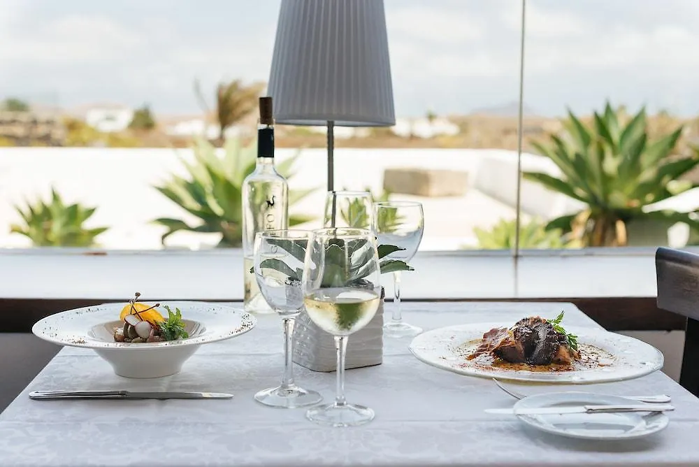 Caserio De Mozaga - Hotel Rural San Bartolome   San Bartolome (Las Palmas)